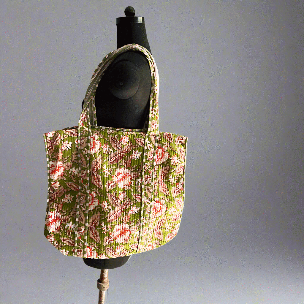 Tote bag