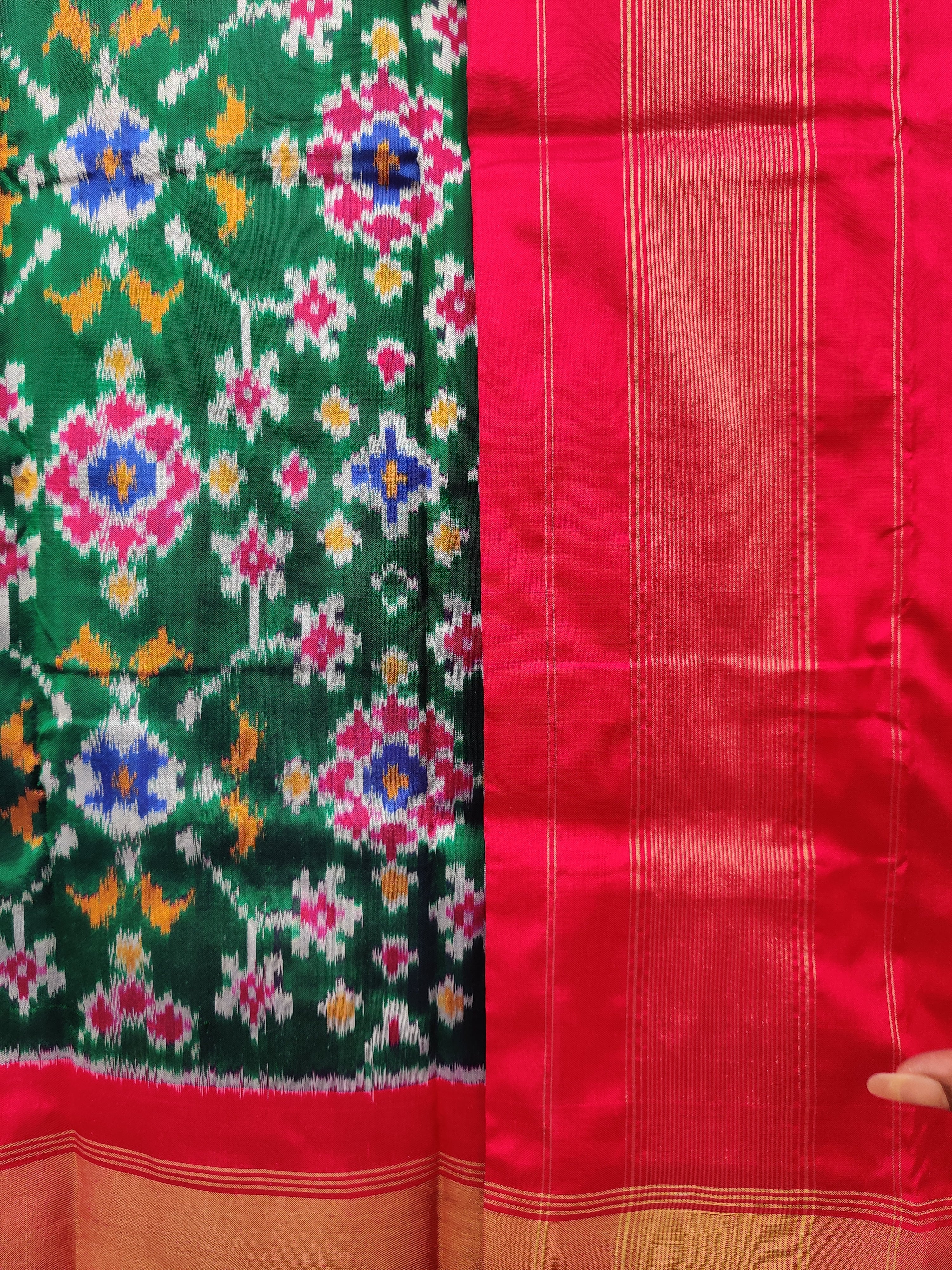 Eternal Beauty Handwoven Pochampally Ikat Silk Dupatta with Zari Elegance