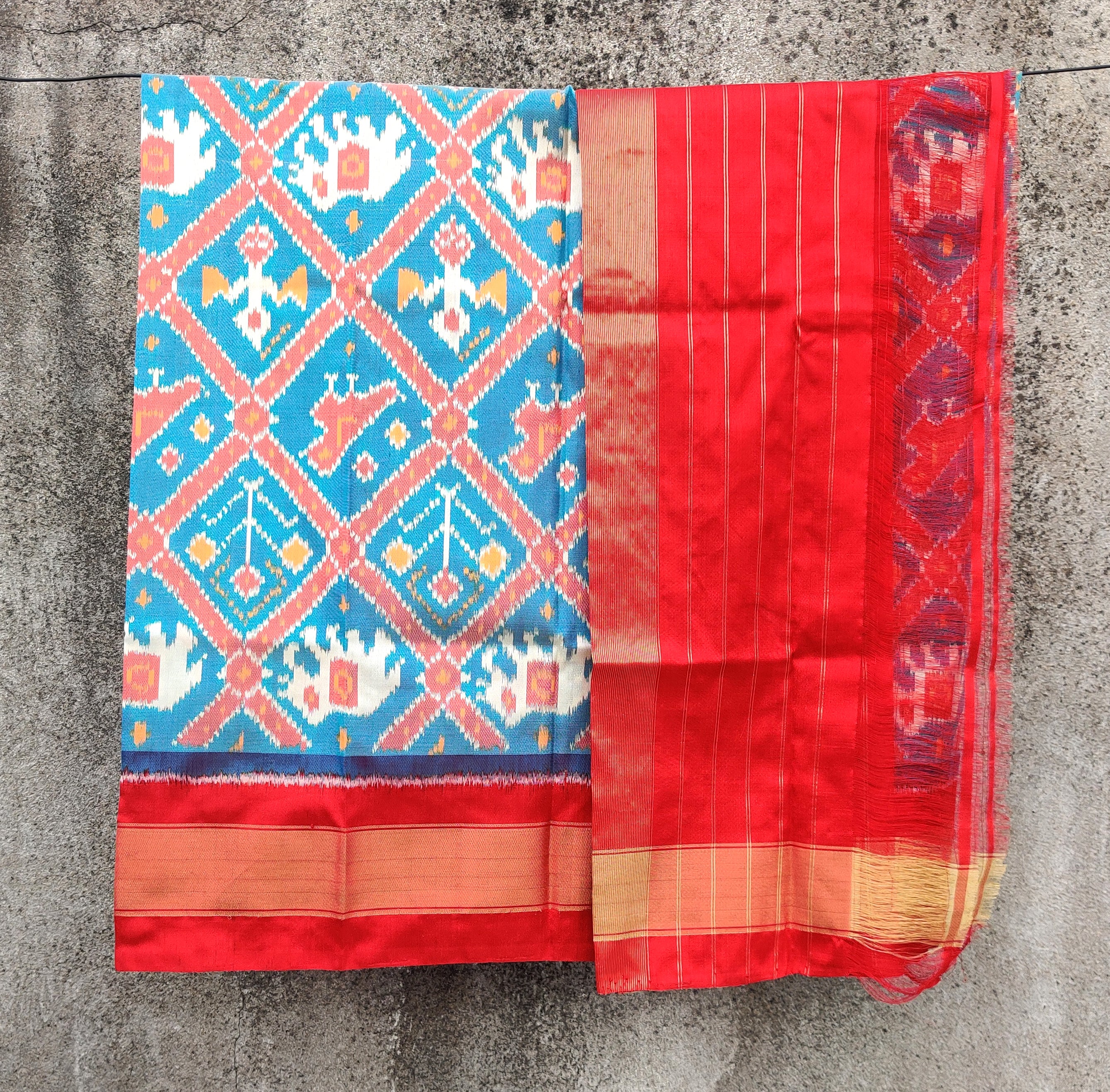 Handspun Pochampally Ikat Silk Dupatta with Zari Border
