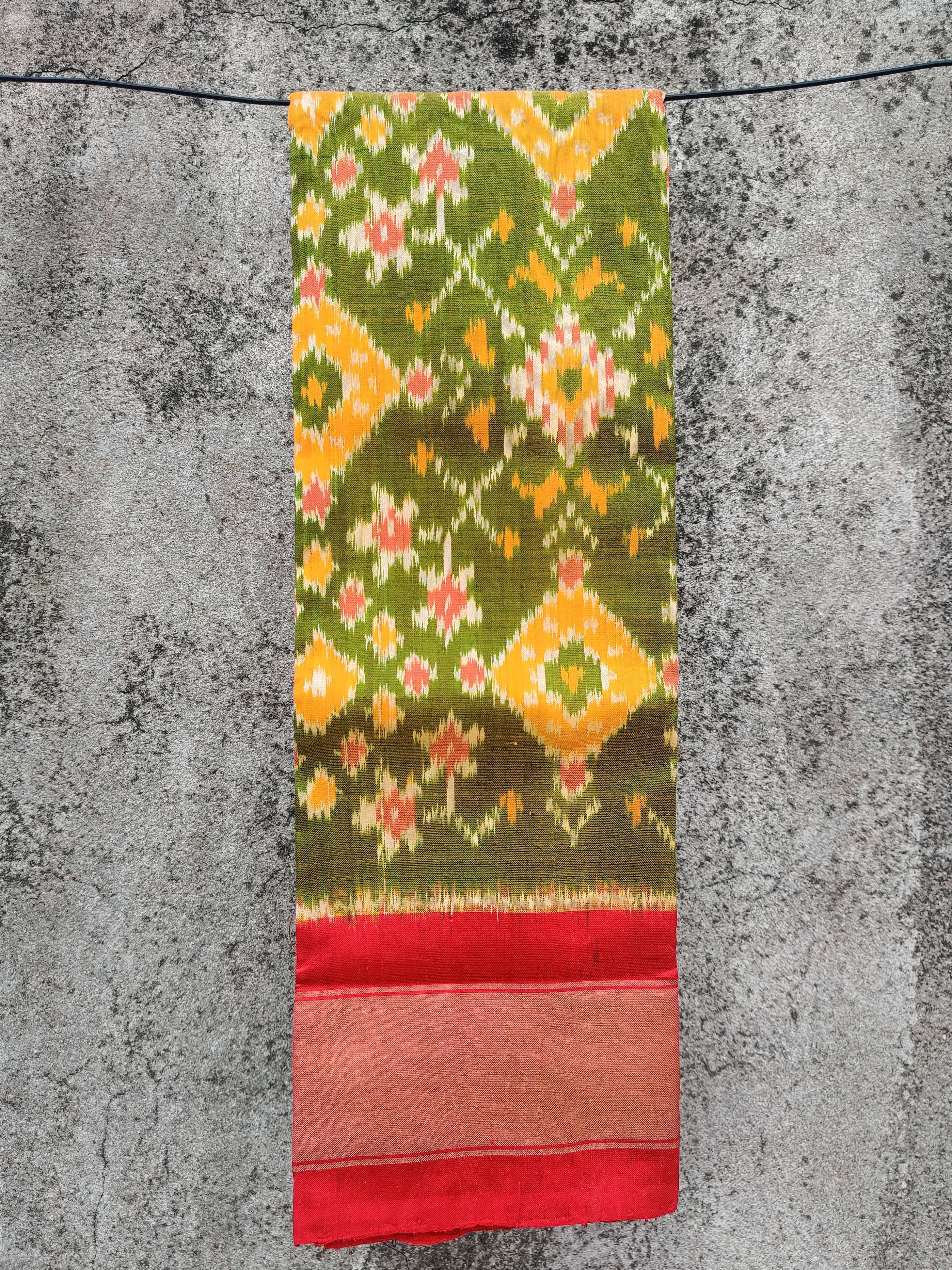 Handwoven Pochampally Ikat Silk Dupatta